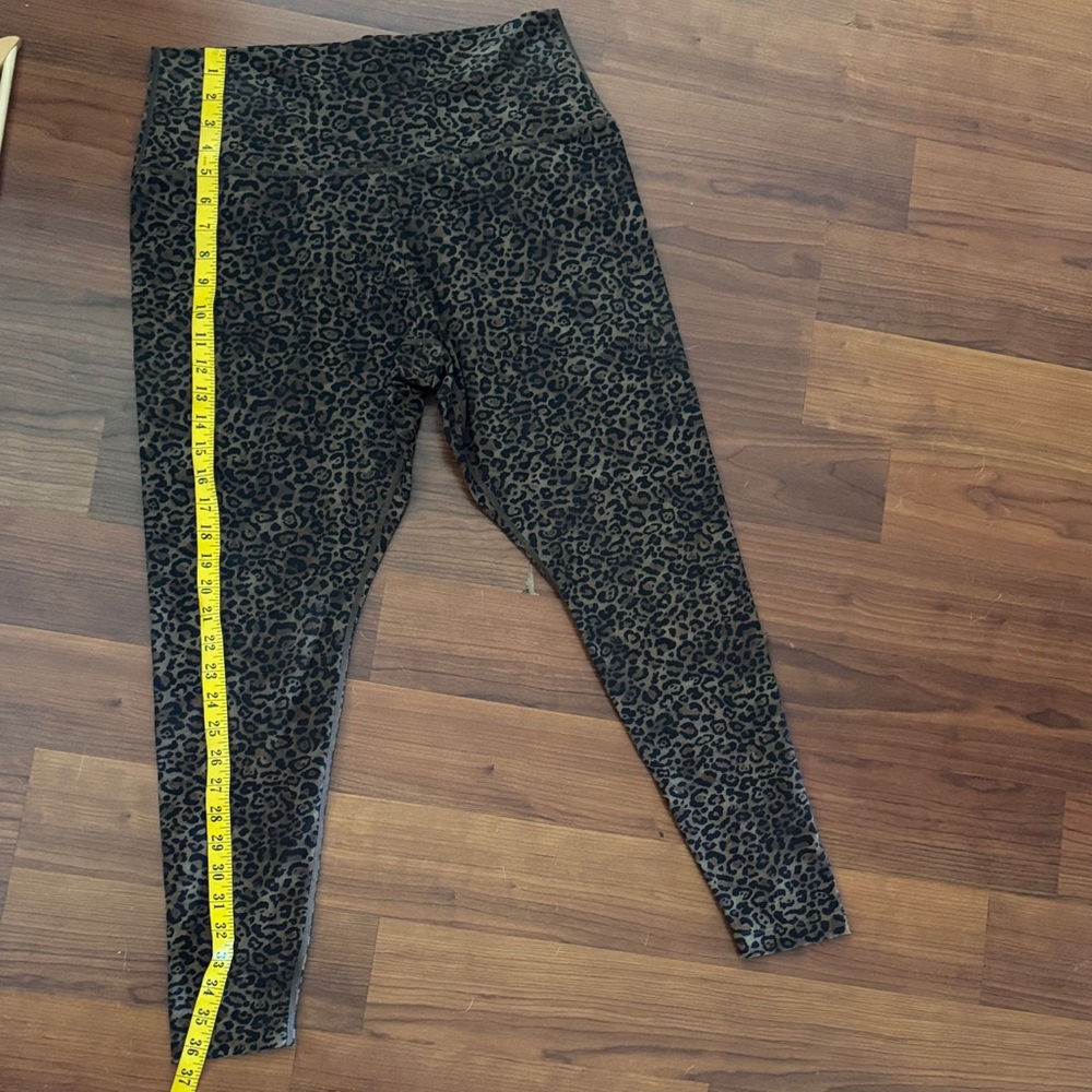 Women's Leopard Print Leggings